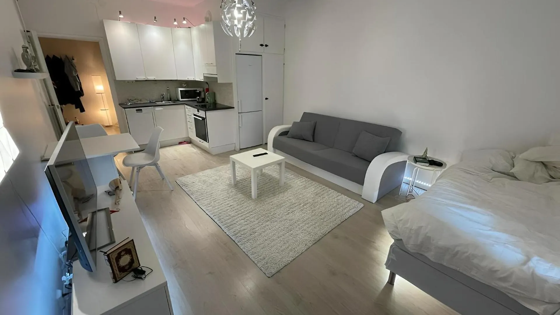 Apartment Smart 32M2 Studio In A Central Location - Kallio Helsinki Finland